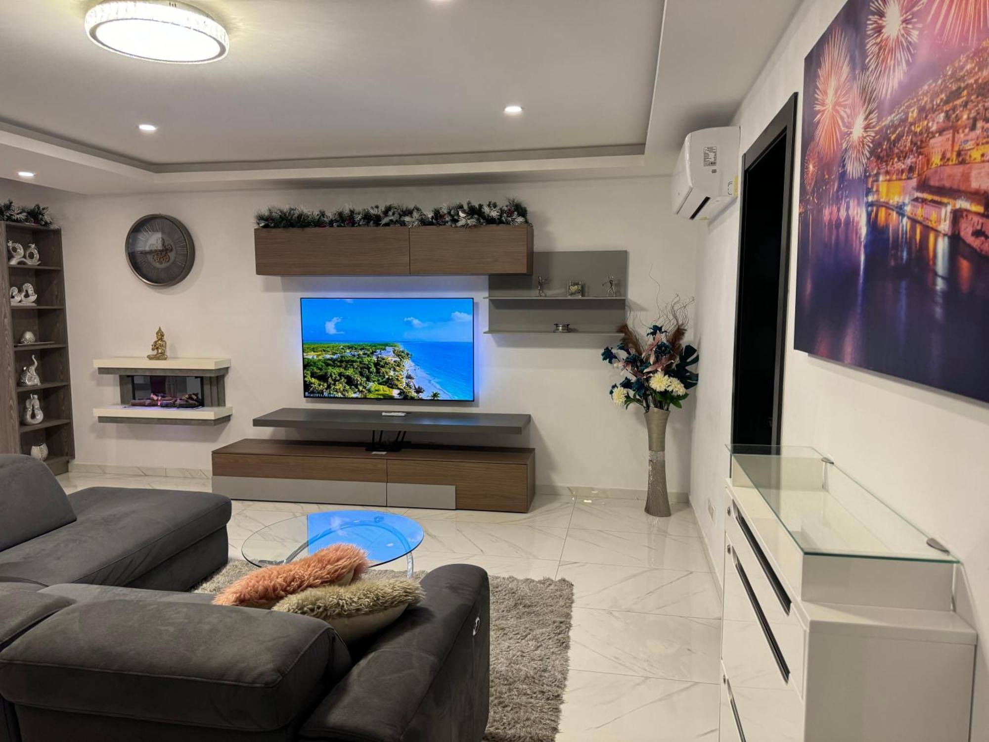 Apartment Marsascala Sea View 2 Bed Close To Center! Hpi 9934 *
